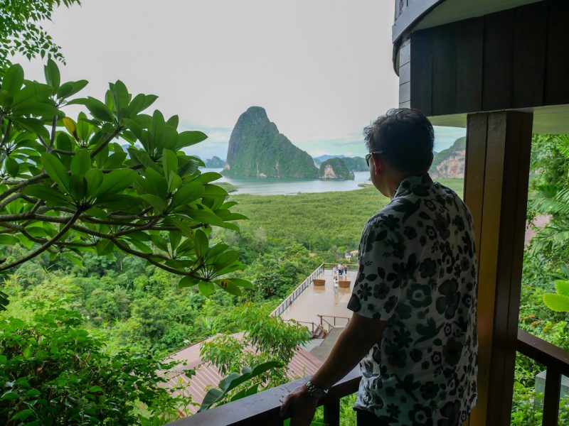 พาสูงวัยเที่ยว – เสม็ดนางชี – ชมวิวอ่าวพังงาในฤดูมรสุม